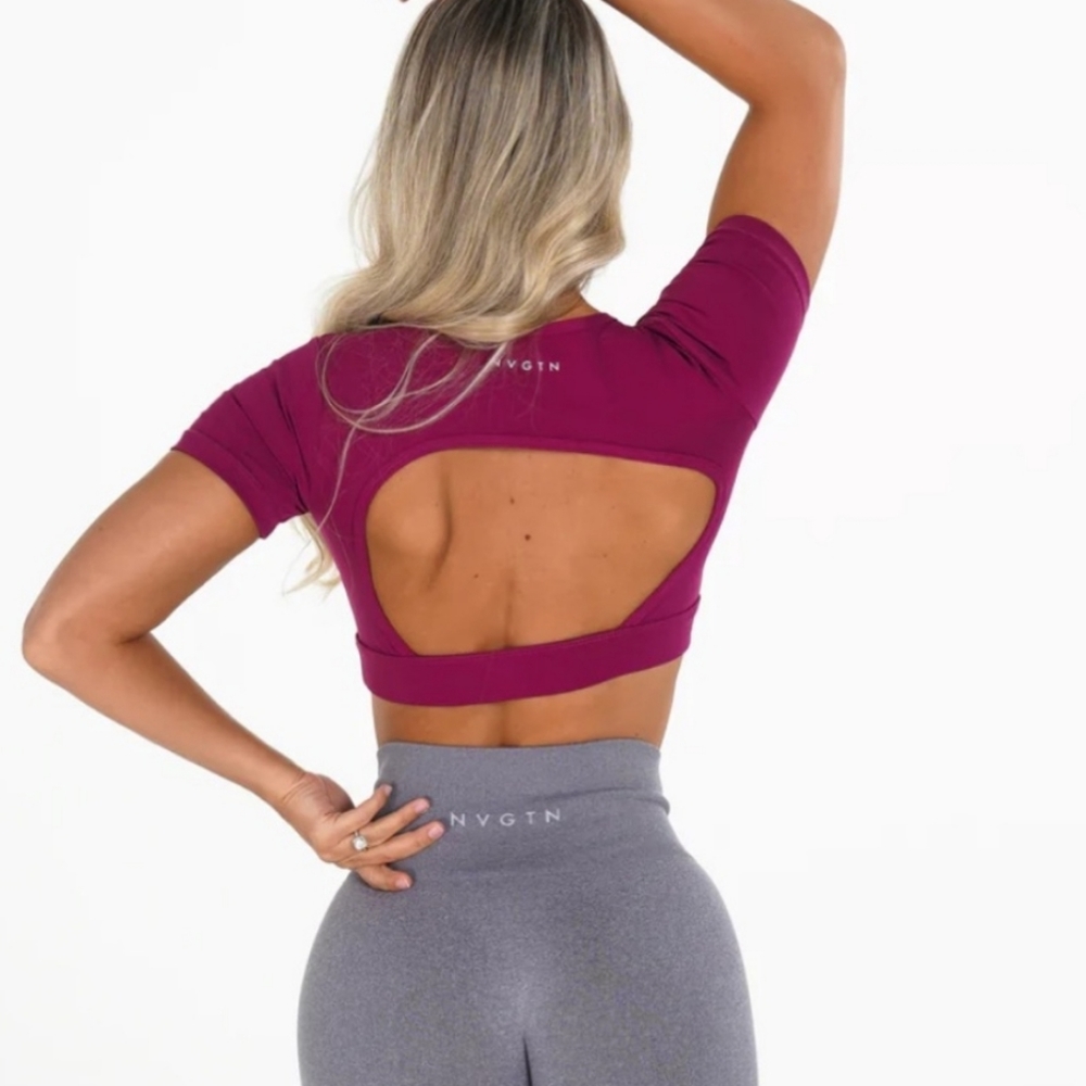 NVGTN Berry Open-Back Crop Top